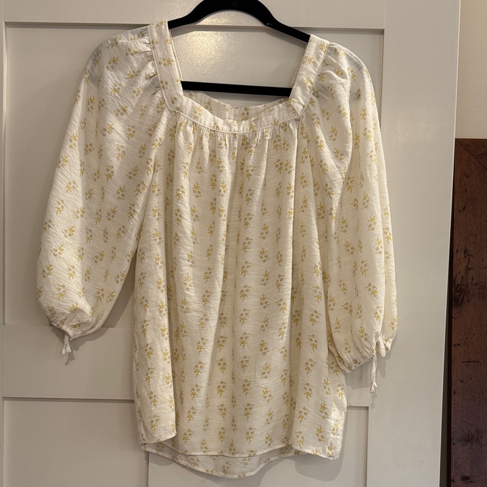 Lauren Conrad  Square Neck Peasant Blouse in White with Yellow Floral Print - M